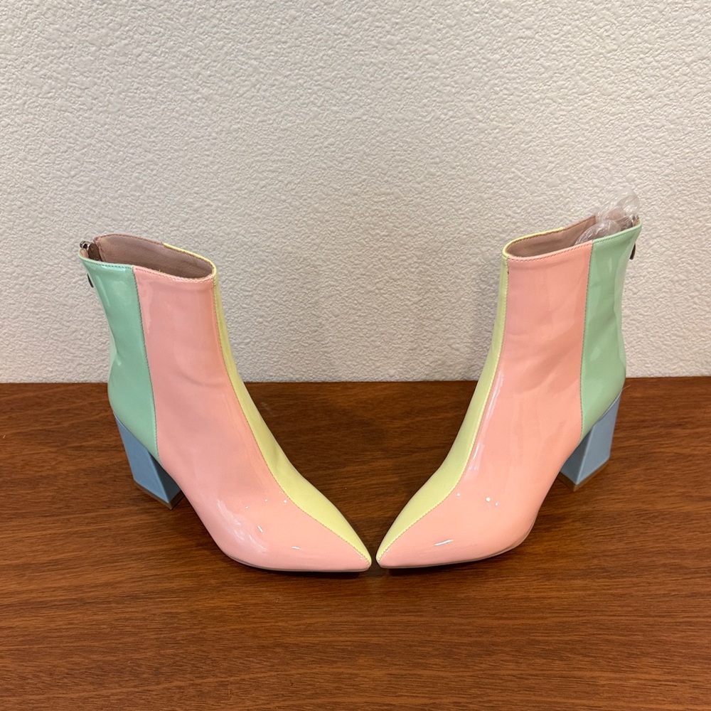 Audrey O Colorblock Heeled Boots